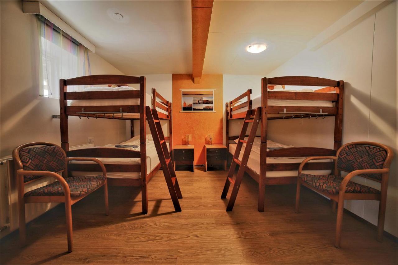 Husavik Green Hostel ภายนอก รูปภาพ