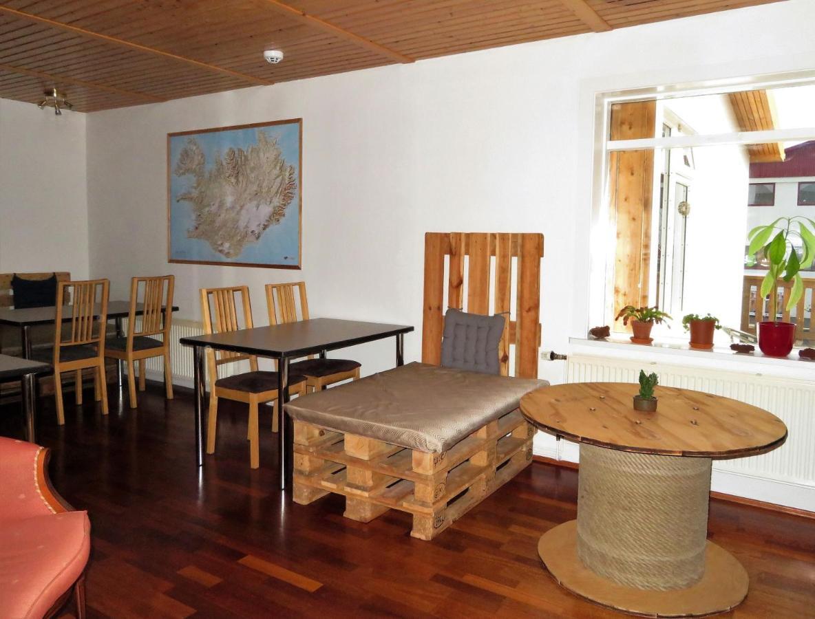 Husavik Green Hostel ภายนอก รูปภาพ