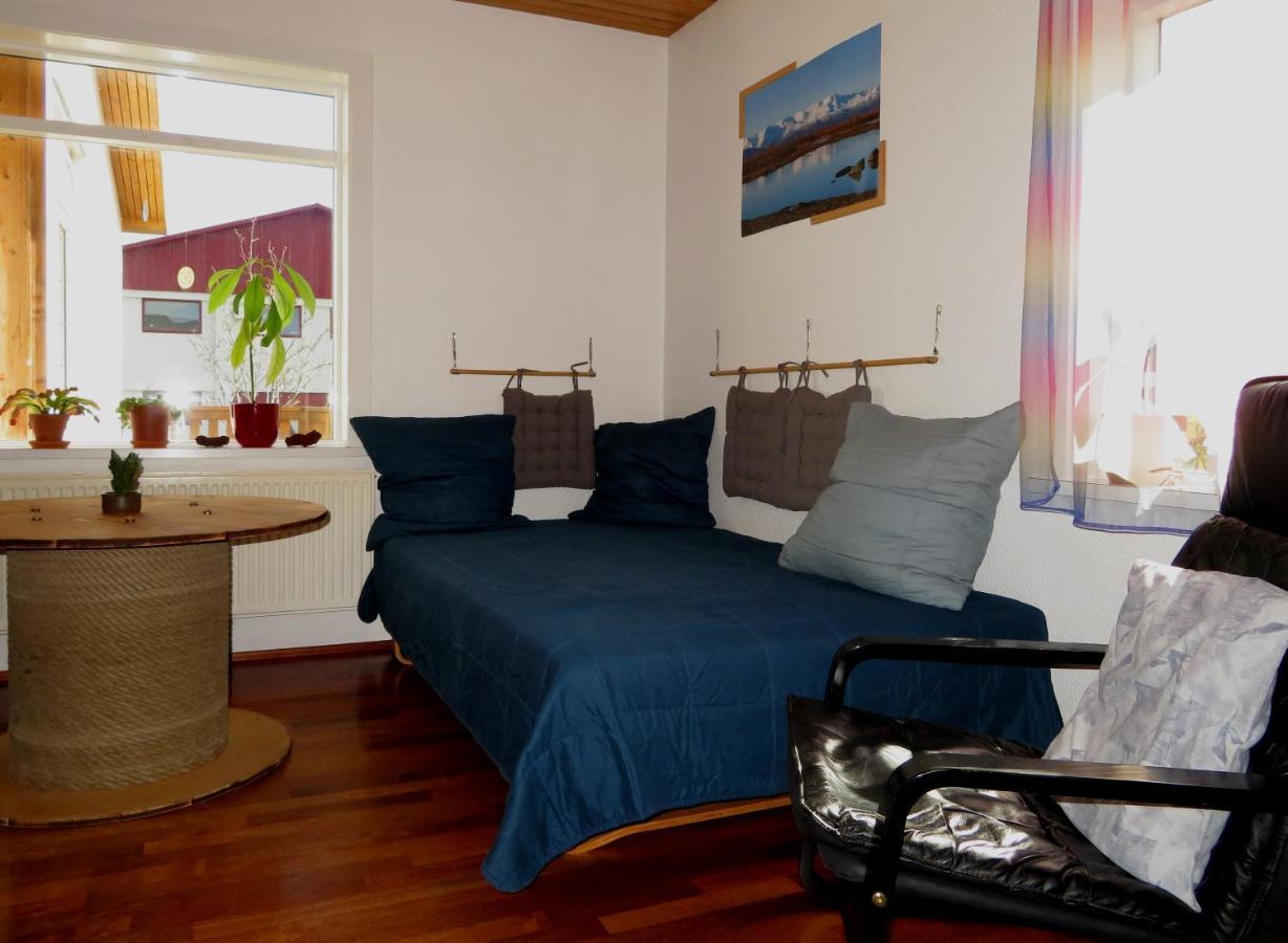 Husavik Green Hostel ภายนอก รูปภาพ